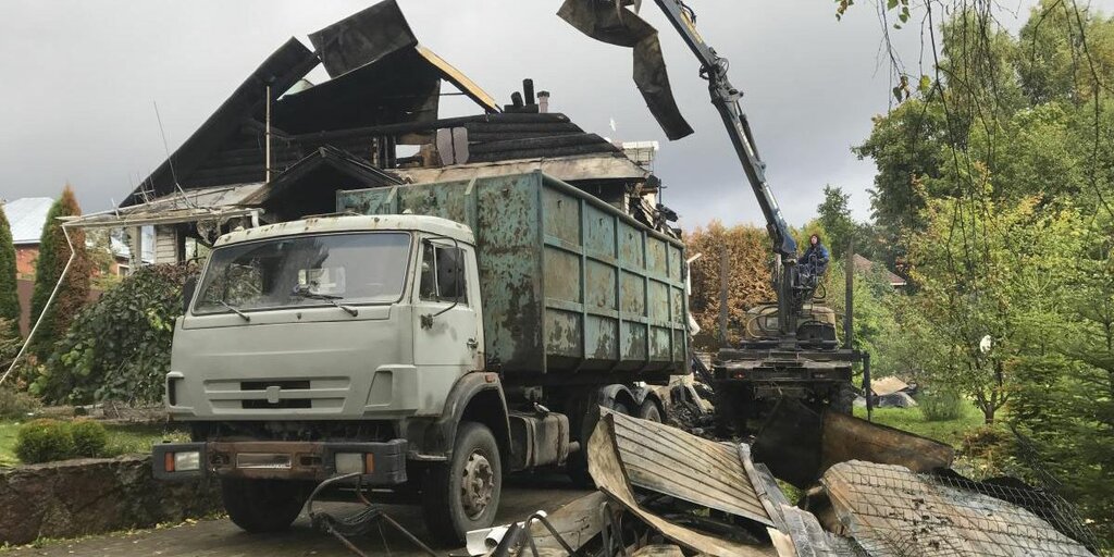 Вывоз мусора после пожара с утилизацией в Ханты-Мансийске в октябре